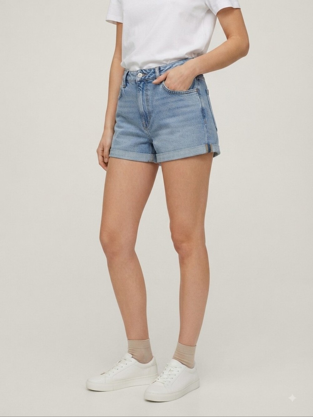 Divided H&M Cuffed Blue Jean Shorts Size 6